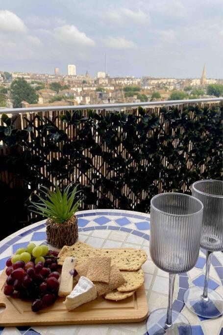 Lovely Apartment With Spectacular Views & Free Parking Brighton Bagian luar foto