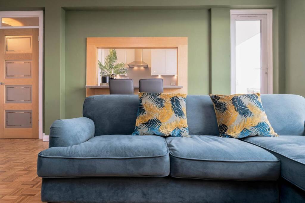 Lovely Apartment With Spectacular Views & Free Parking Brighton Bagian luar foto